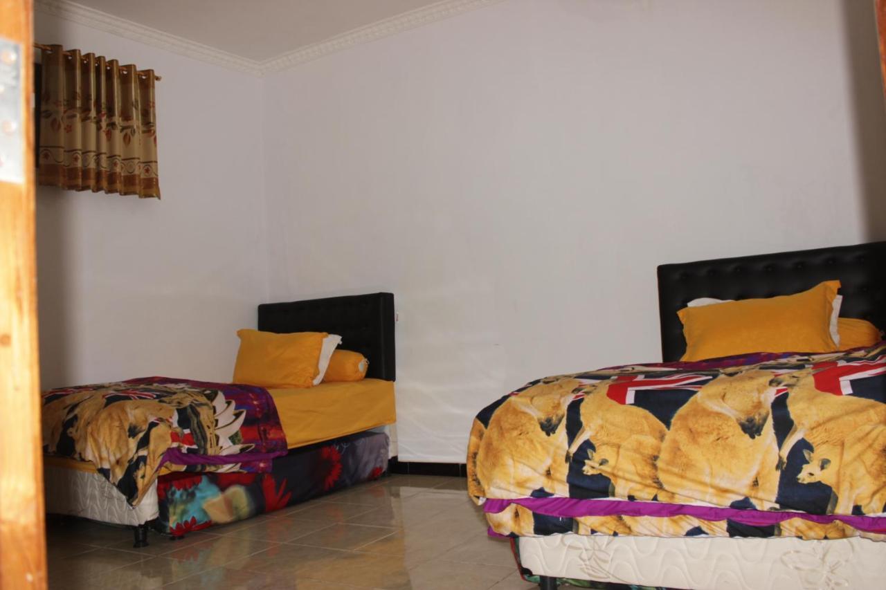 Dannu'S Homestay & Ijen, Bromo, Meru Betiri Sukomade Tours بانيووانجى المظهر الخارجي الصورة