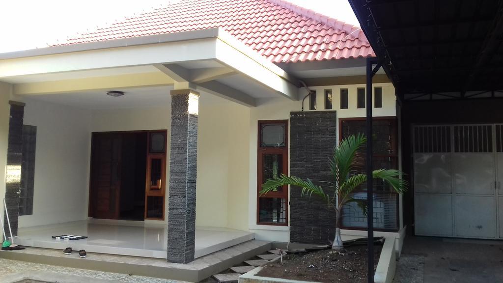 Dannu'S Homestay & Ijen, Bromo, Meru Betiri Sukomade Tours بانيووانجى المظهر الخارجي الصورة